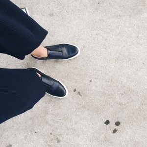 Vince navy leather oxfords